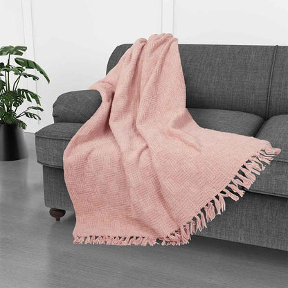 Kathy Ireland Oversized Chenille Fringed Basket Throw: Ivory / Chenile / 50” X 70”