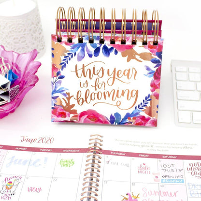 Handlettered Quotes Daily Desk Easel