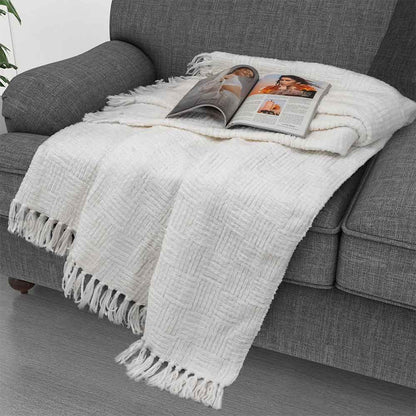 Kathy Ireland Oversized Chenille Fringed Basket Throw: Ivory / Chenile / 50” X 70”