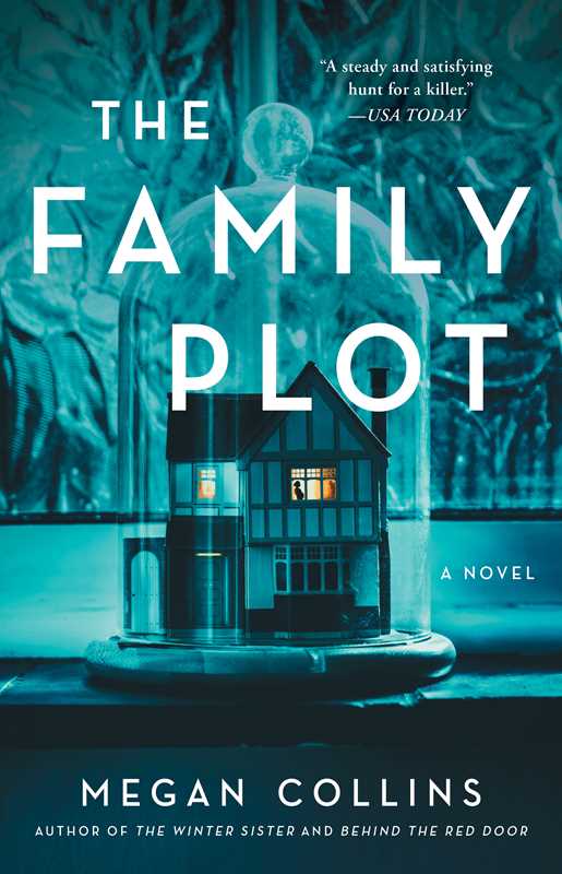Family Plot by Megan Collins: Paperback; 320 pages / English