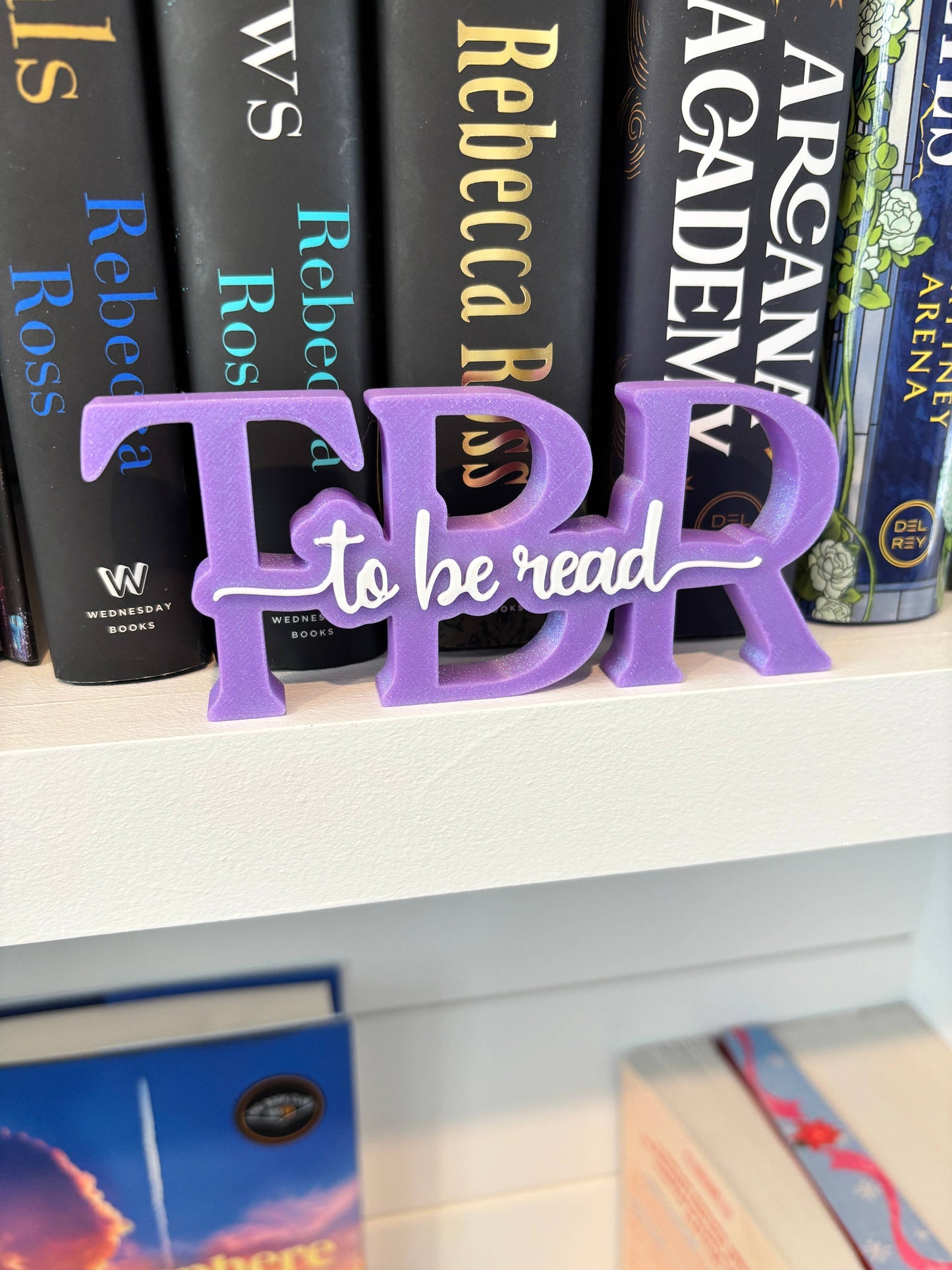 To Be Read (TBR) Standing Shelf Sign: Purple